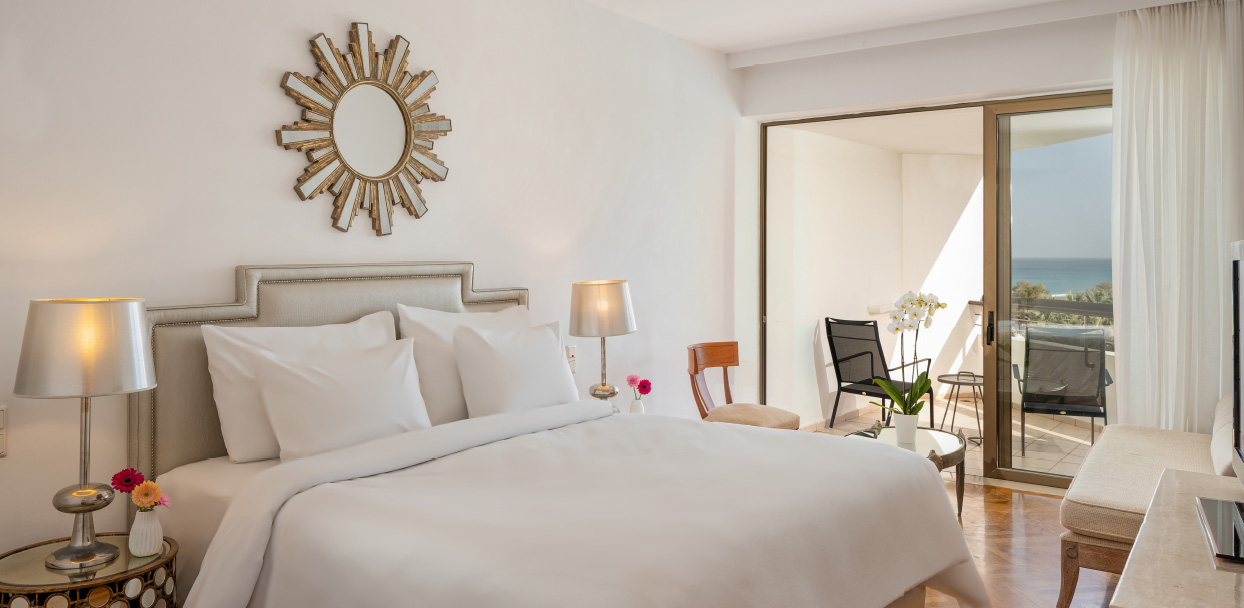 creta-palace-panoramic-guestroom-sea-view-accommodation-grecotel