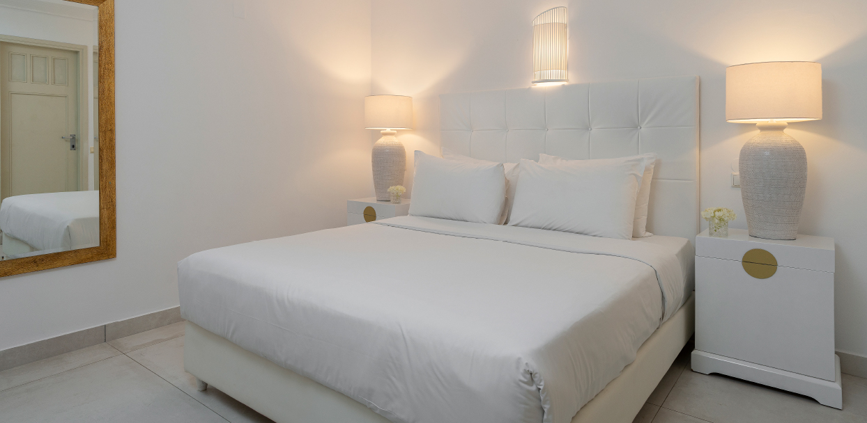 one-bedroom-bungalow-suite-sleeping-quarters-creta-palace-five-star-holidays