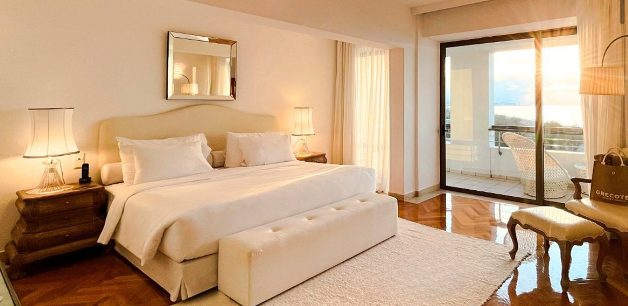 creta-palace-rethymno-crete-luxury-suite-bedroom