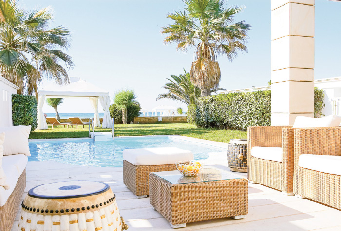 02-luxury-suites-and-villas-accommodation-at-creta-palace-greece-grecotel