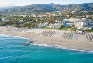 09-panoramic-views-of-the-cretan-sea-in-grecotel-creta-palace-for-the-perfect-greek-summer-holidays