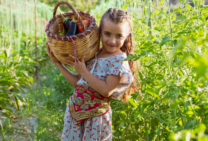 03-grecotel-creta-palace-farmer-for-a-day-agreco