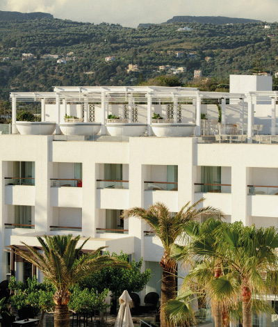 04-grecotel-creta-palace-panoramic-resort-view - 